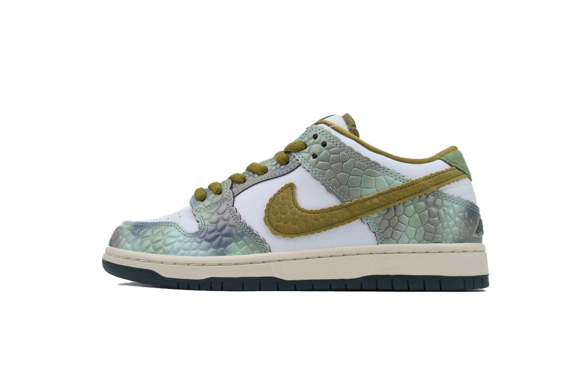 Nike SB Dunk Low Alexis Sablone Chameleon Reps Sneakers HJ3386-300