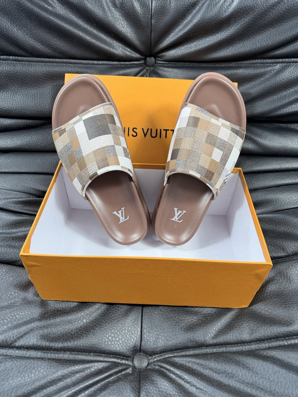 Louis Vuitton Checkerboard Slide Sandals - Single Wide Checkerboard Strap