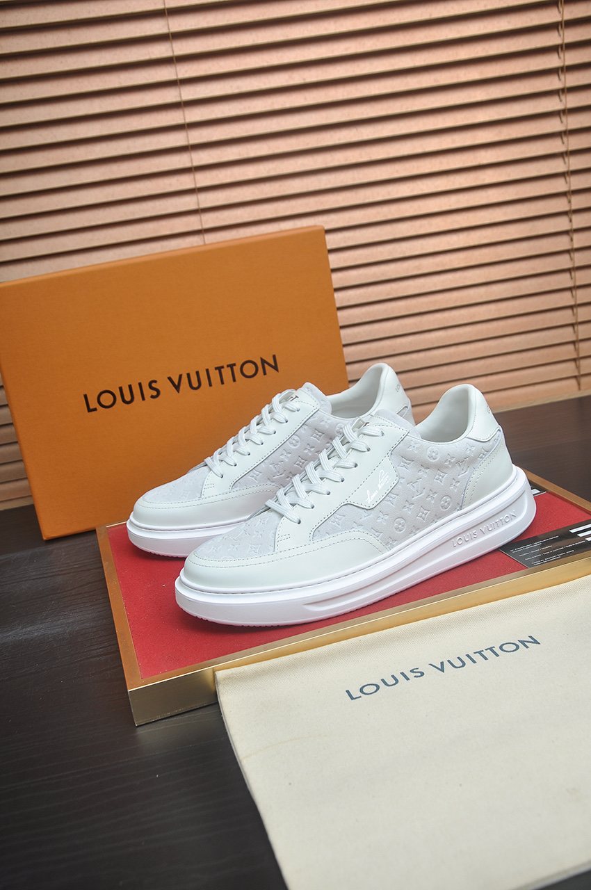 Louis Vuitton Textured Low-Top Sneakers